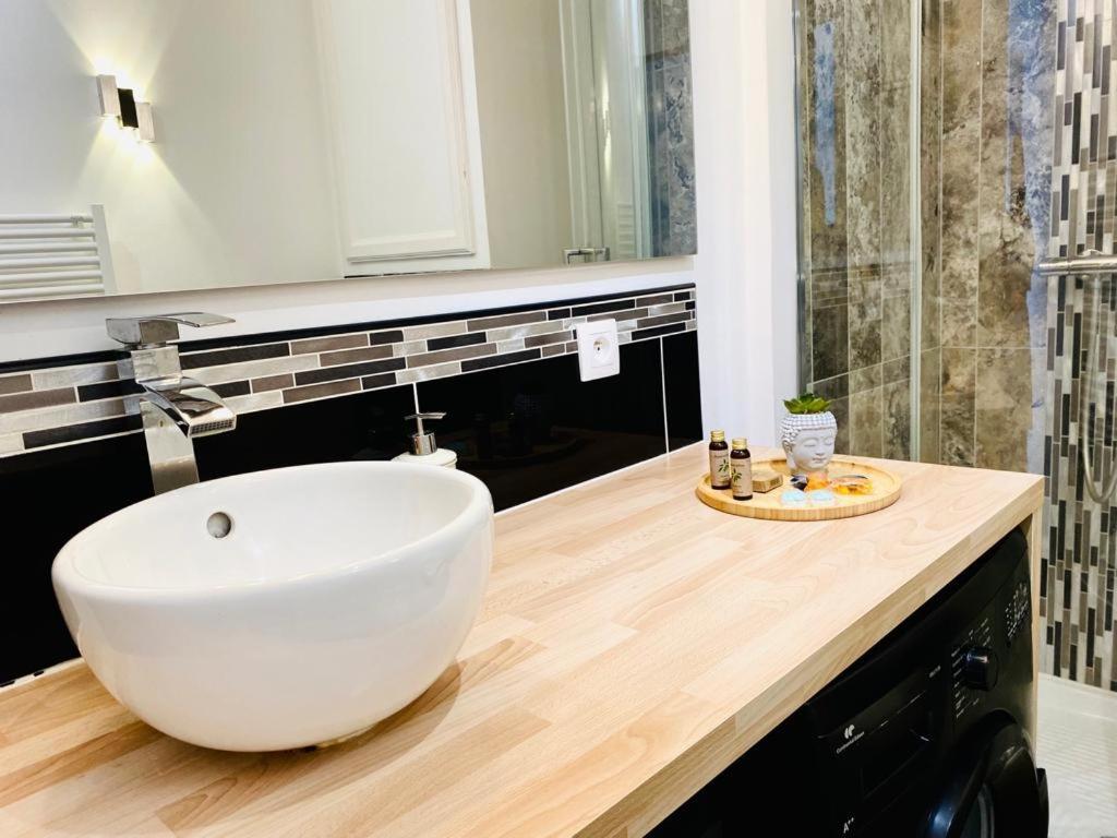 Appartement Douillet 1 Chambre - Centre Ville 아르장퇴유 외부 사진